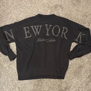 Abercrombie Kids Black Crewneck Sweatshirt. Girls Size 15/16
